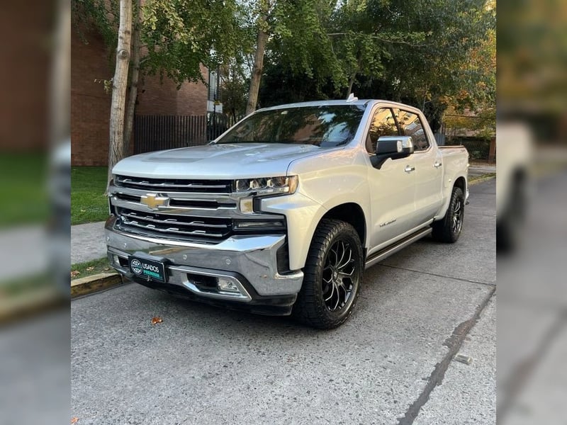 Chevrolet SILVERADO 2021