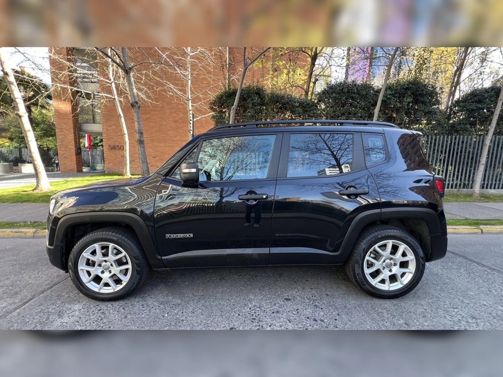 Jeep RENEGADE 2022 - Imagen 8 de 16