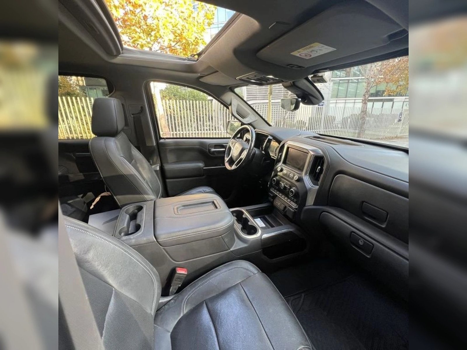 Chevrolet SILVERADO 2021 - Imagen 17 de 20