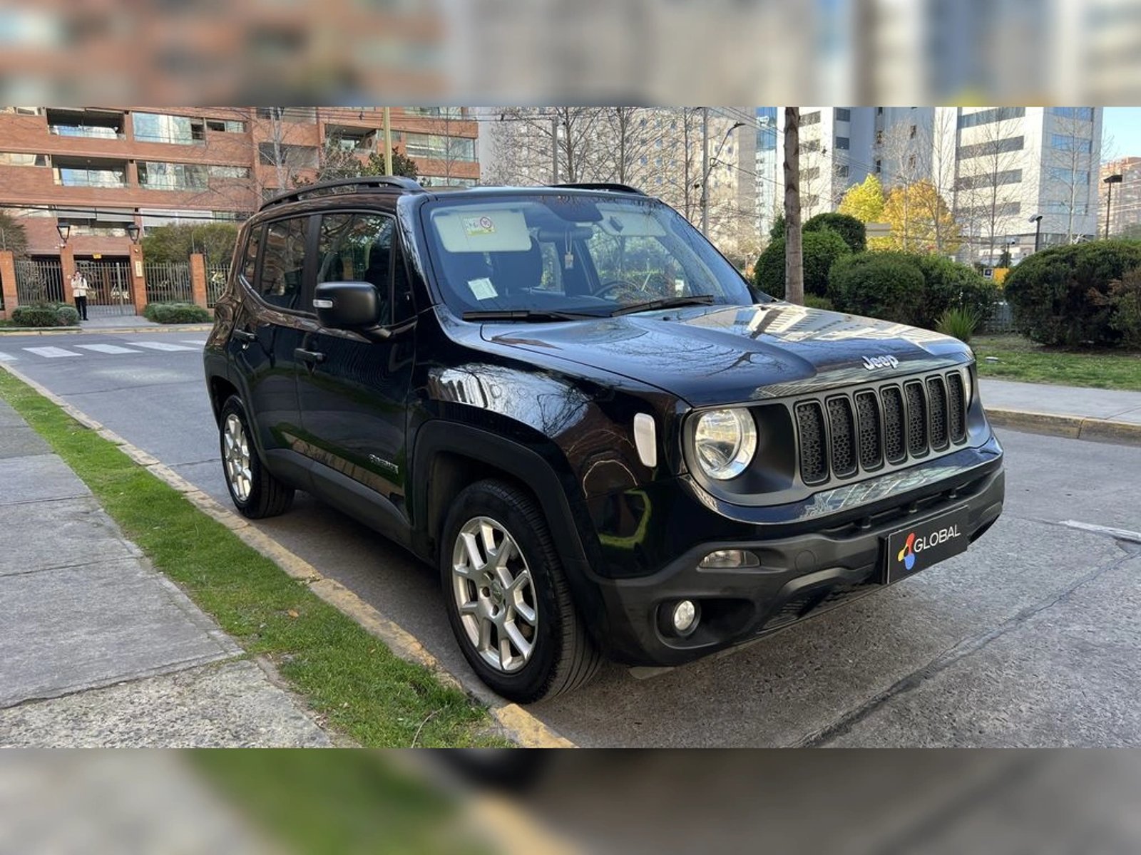 Jeep RENEGADE 2022 - Foto 3 de 16