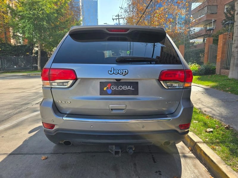 Jeep GRAND CHEROKEE 2019 - Imagen 8 de 17
