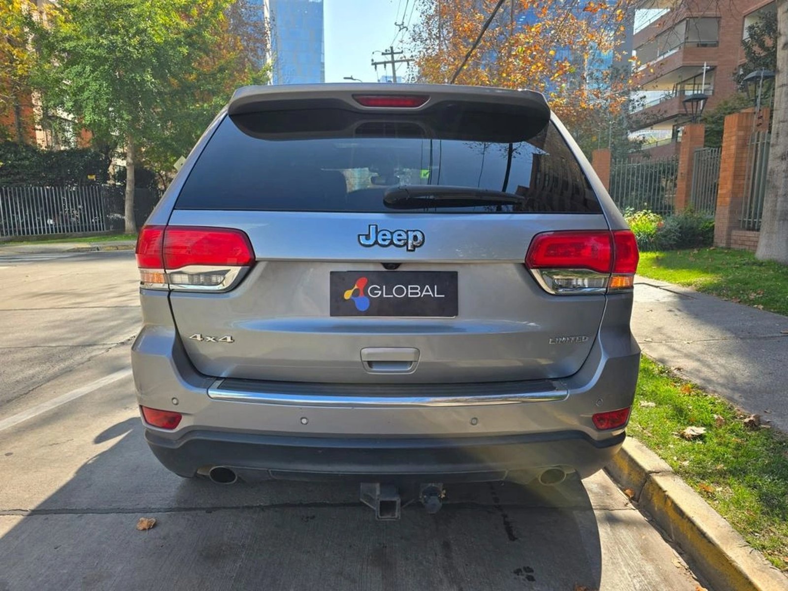 Jeep GRAND CHEROKEE 2019 - Imagen 8 de 17