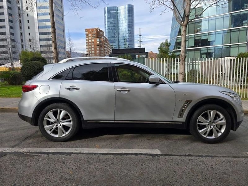 Infiniti FX37 2013 - Imagen 4 de 20