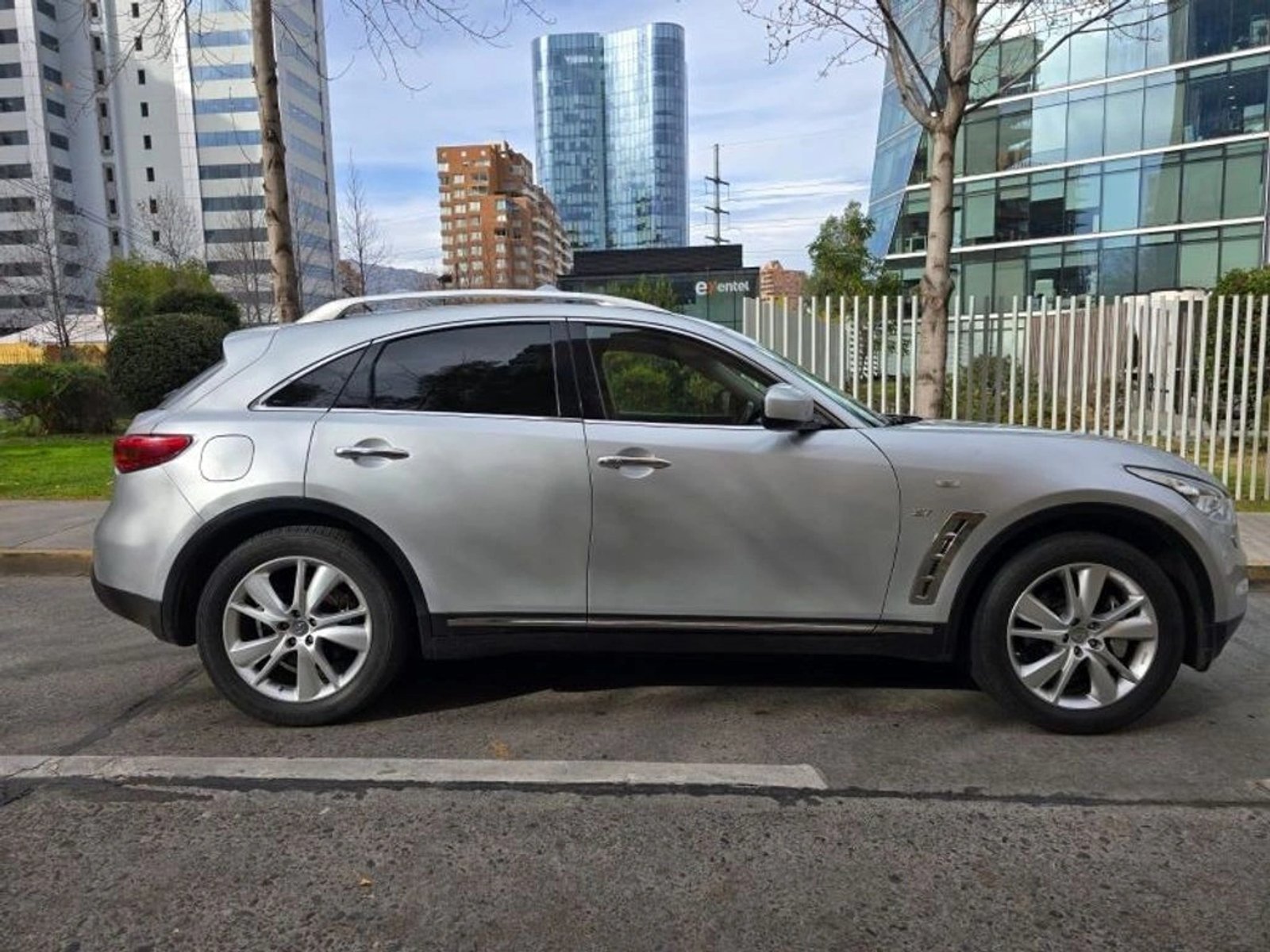 Infiniti FX37 2013 - Foto 4 de 20