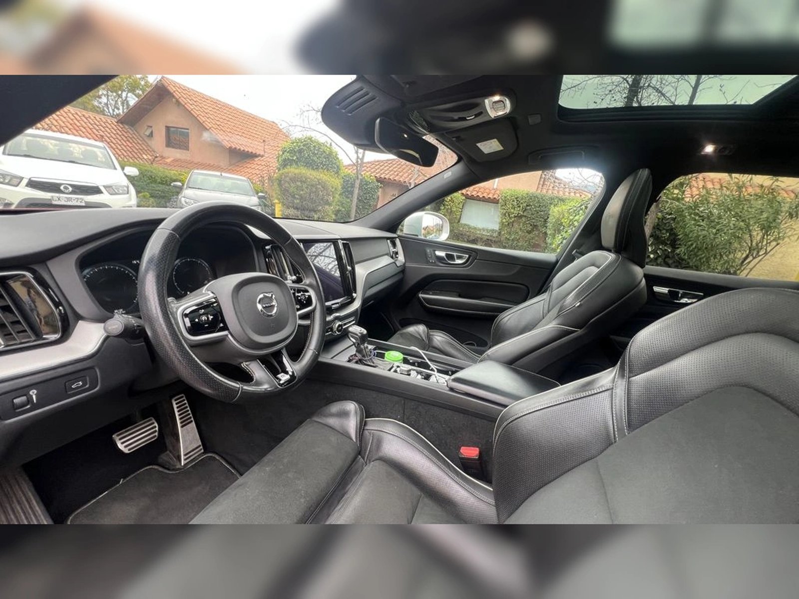 Volvo XC60 2019 - Imagen 10 de 17