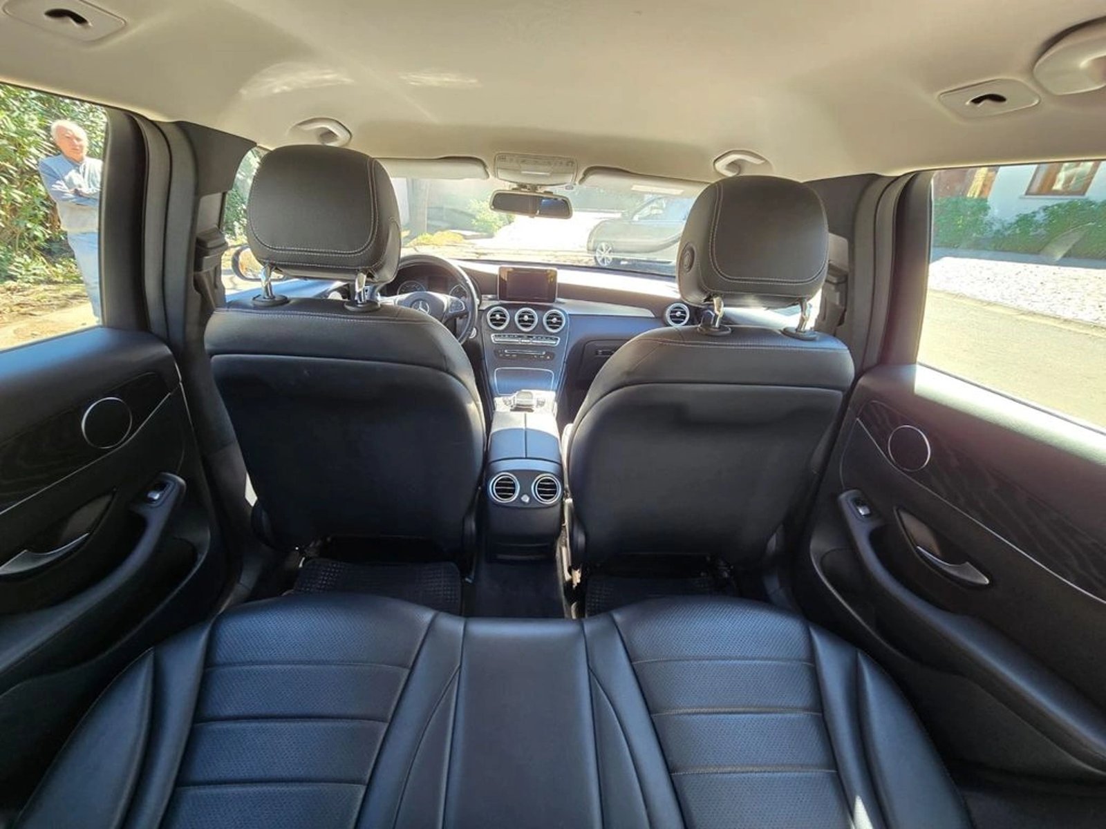 Mercedes-Benz GLC 220 2019 - Imagen 18 de 20
