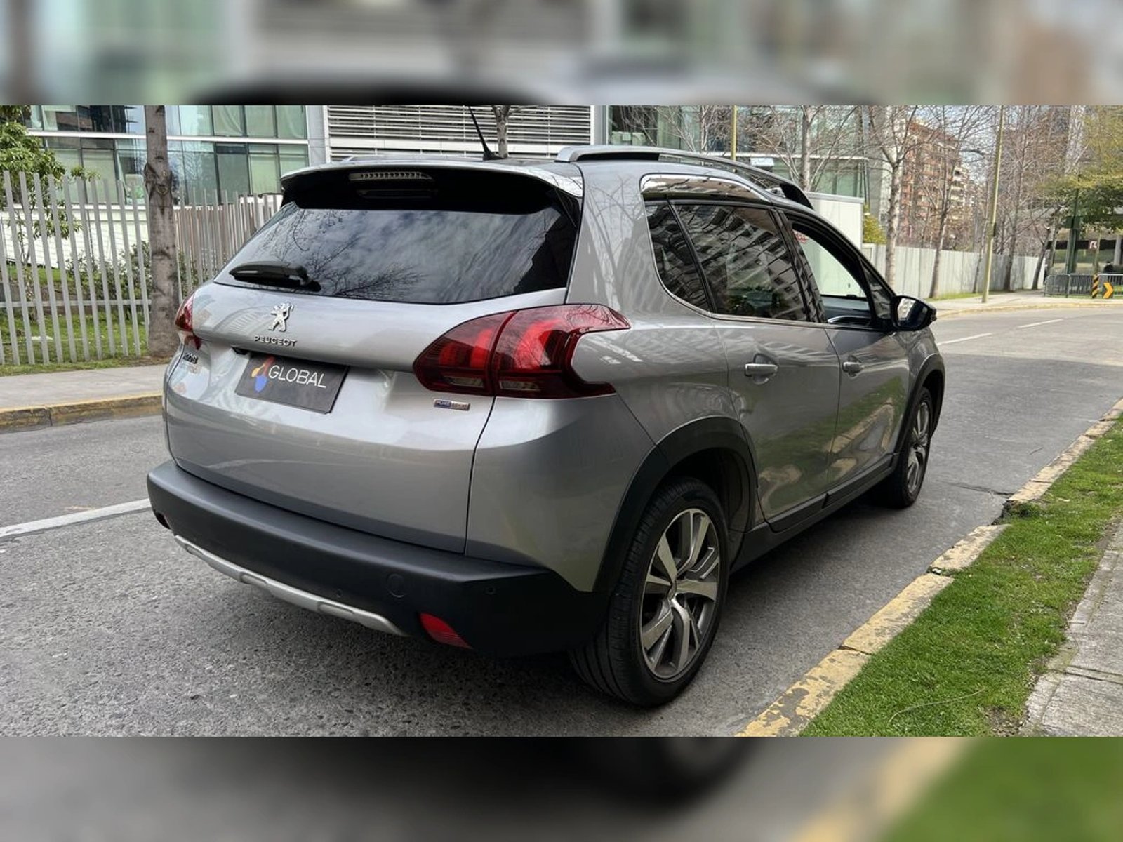 Peugeot 2008 2017 - Imagen 5 de 16