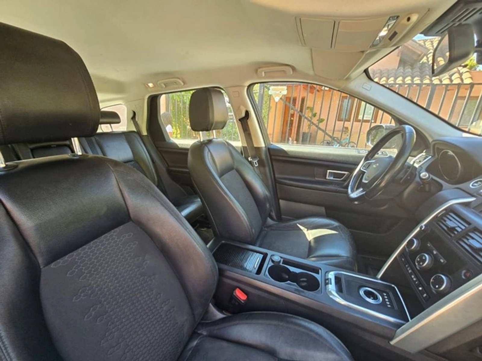 Land Rover DISCOVERY 2016 - Imagen 9 de 12