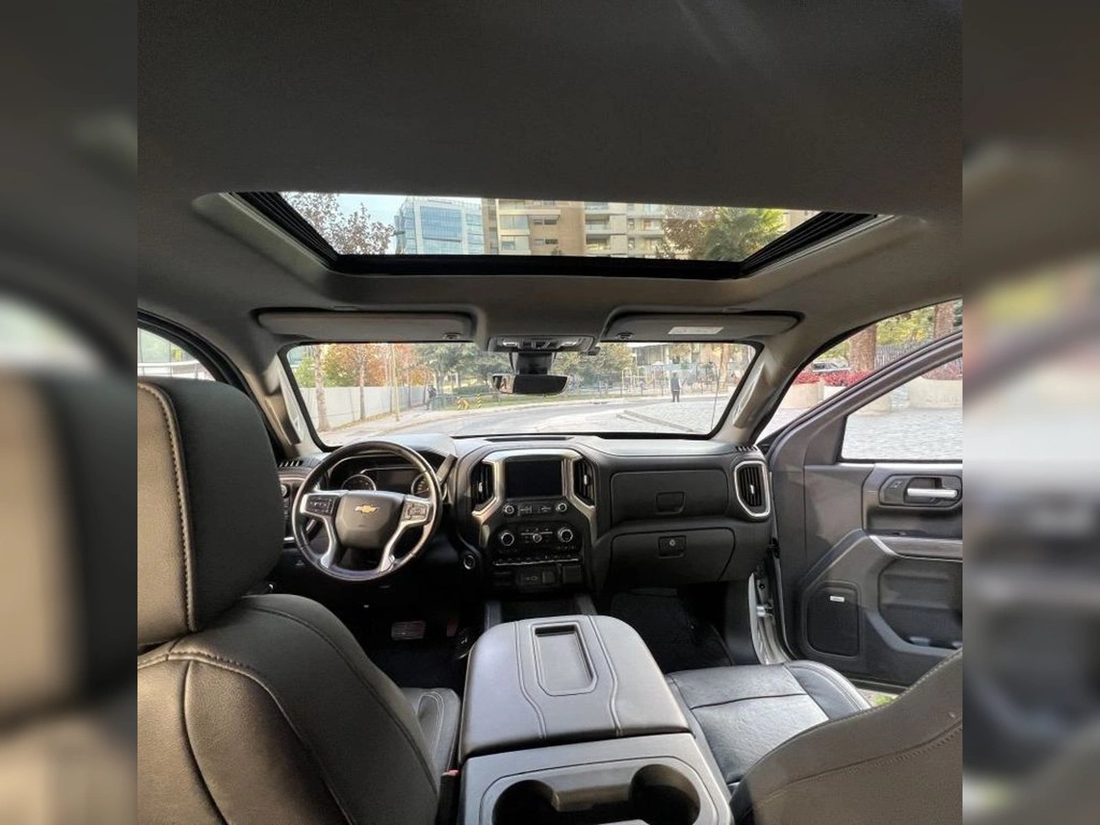 Chevrolet SILVERADO 2021 - Imagen 13 de 20