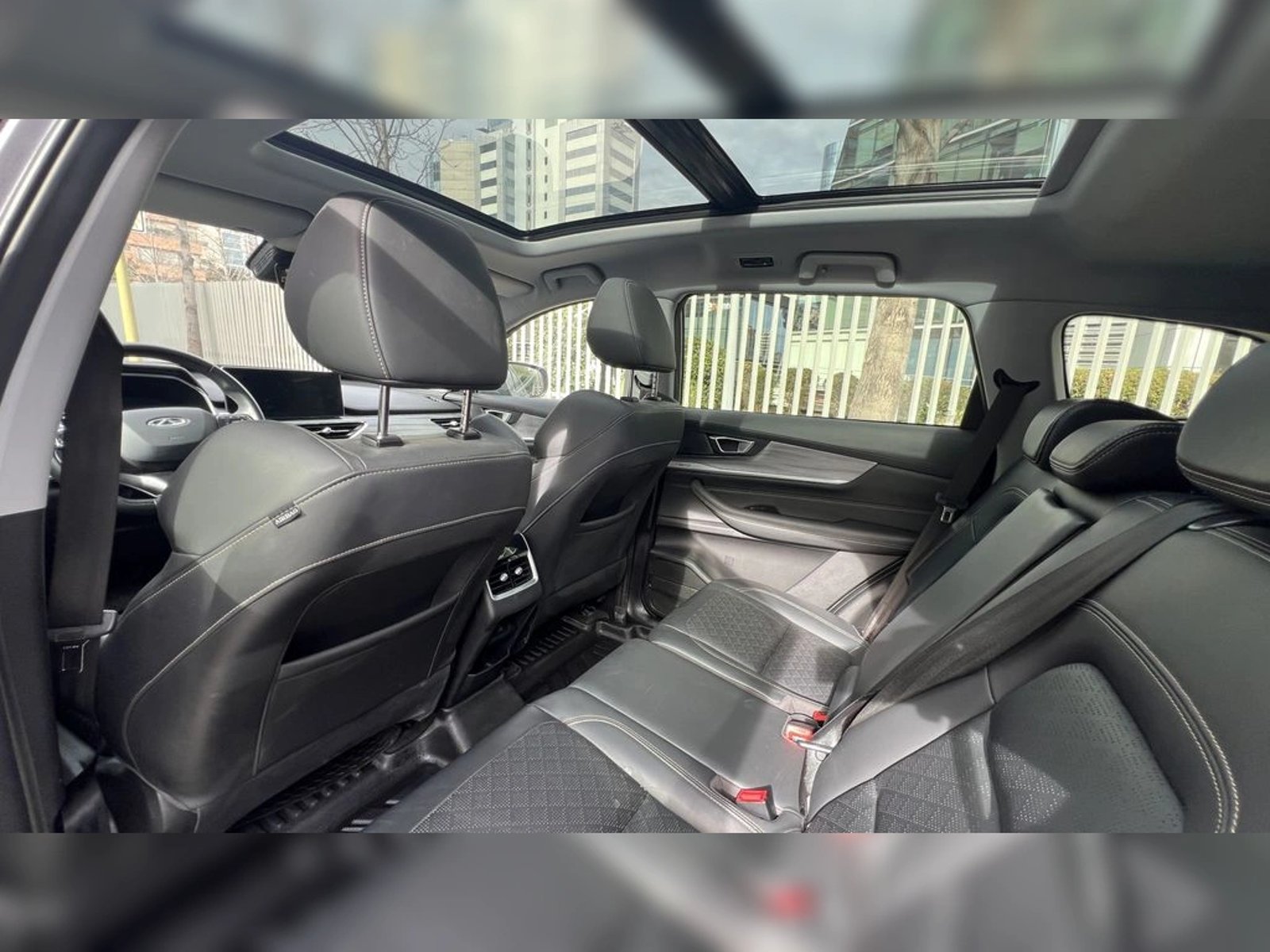 Chery TIGGO 8 PRO 2023 - Imagen 13 de 17