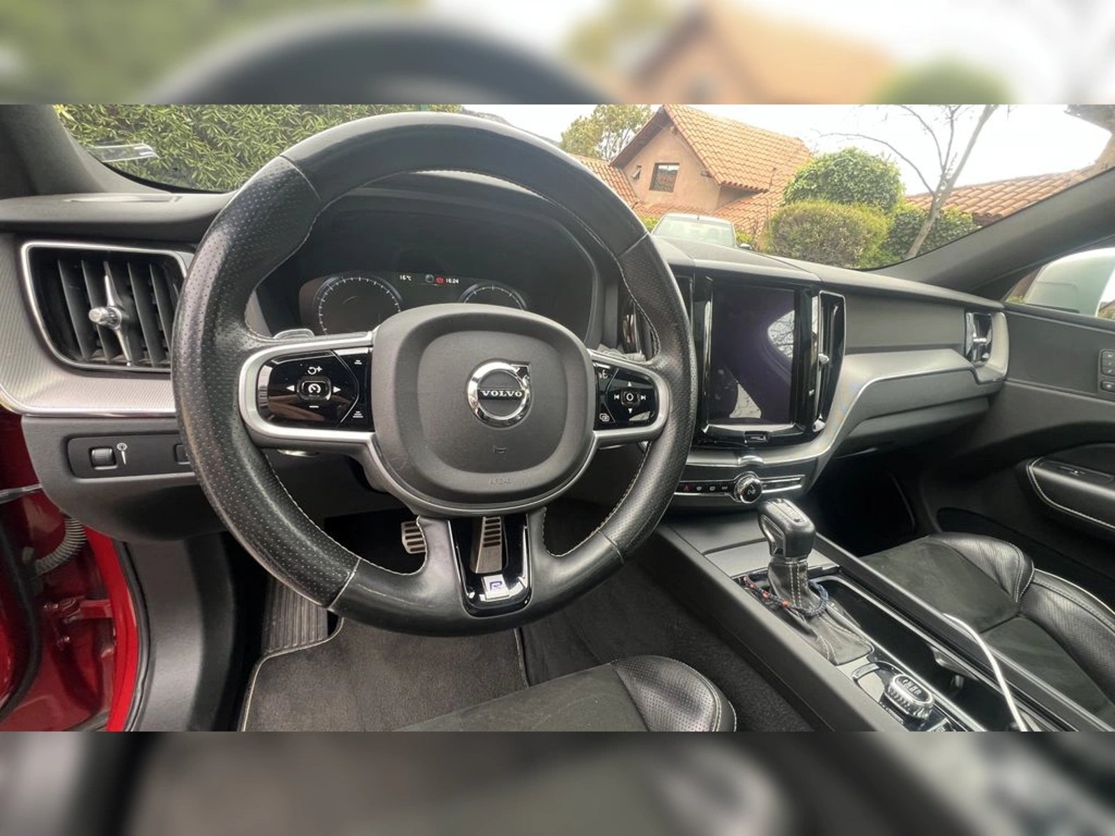 Volvo XC60 2019 - Imagen 11 de 17