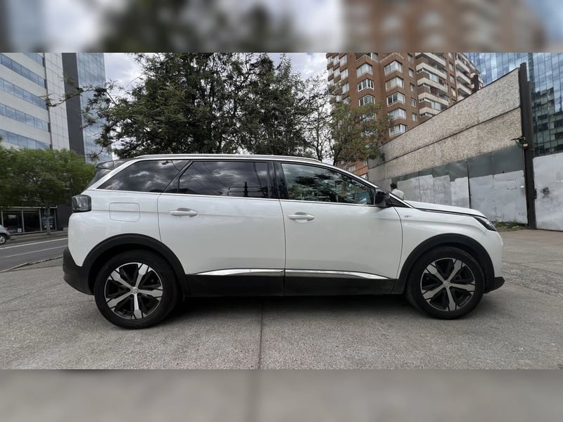 Peugeot 5008 2022 - Imagen 4 de 15