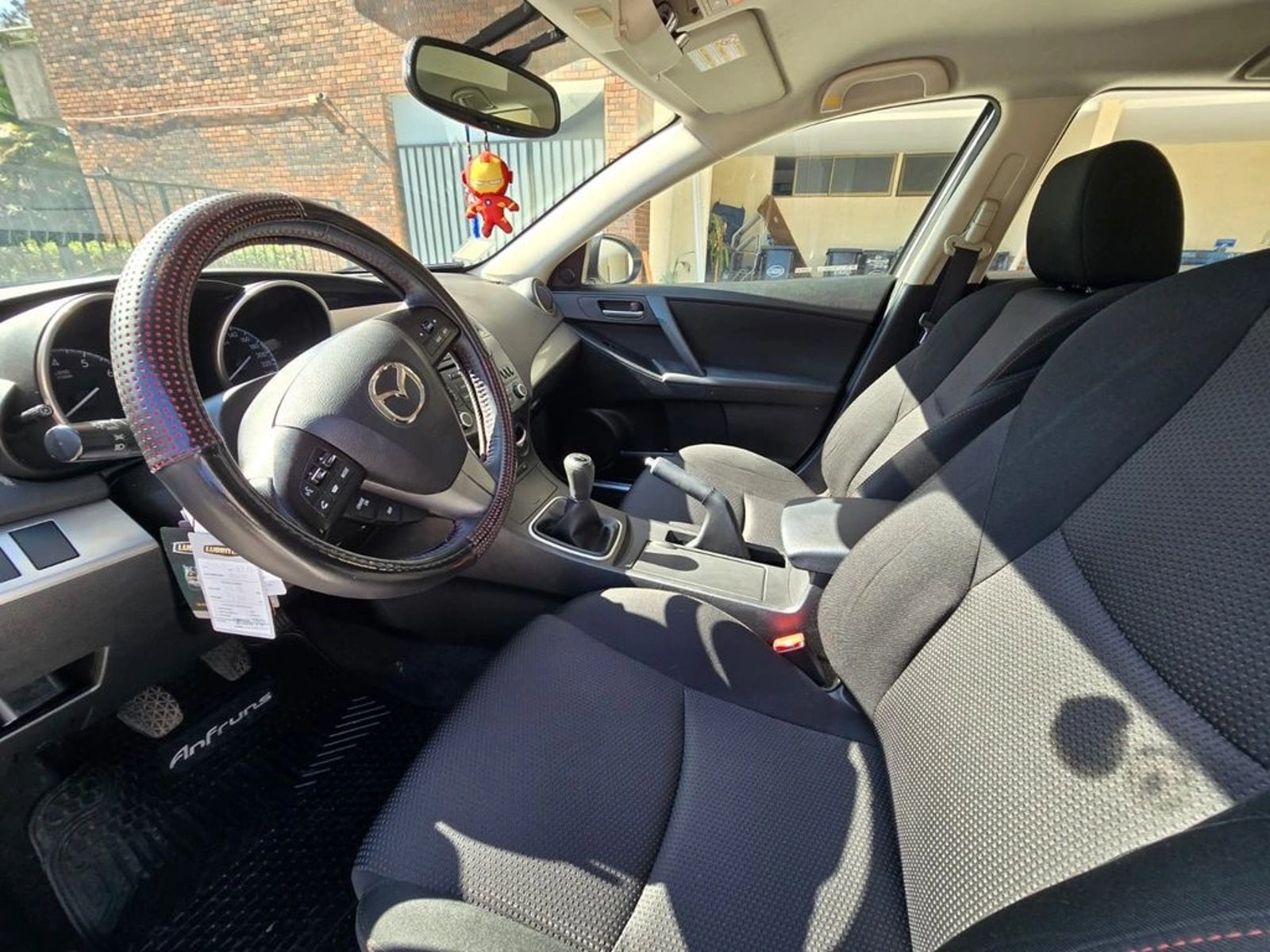 Mazda 3 SPORT 2014 - Imagen 14 de 17
