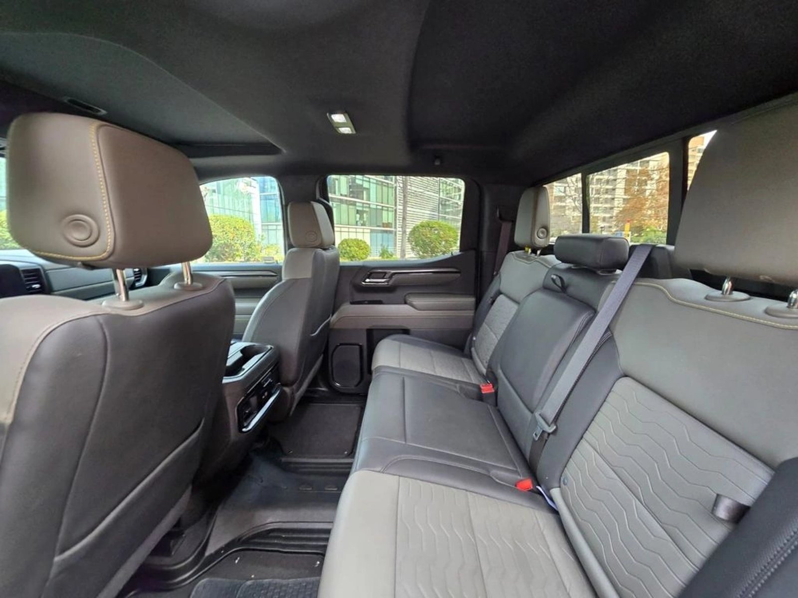 Chevrolet SILVERADO 2023 - Imagen 13 de 20