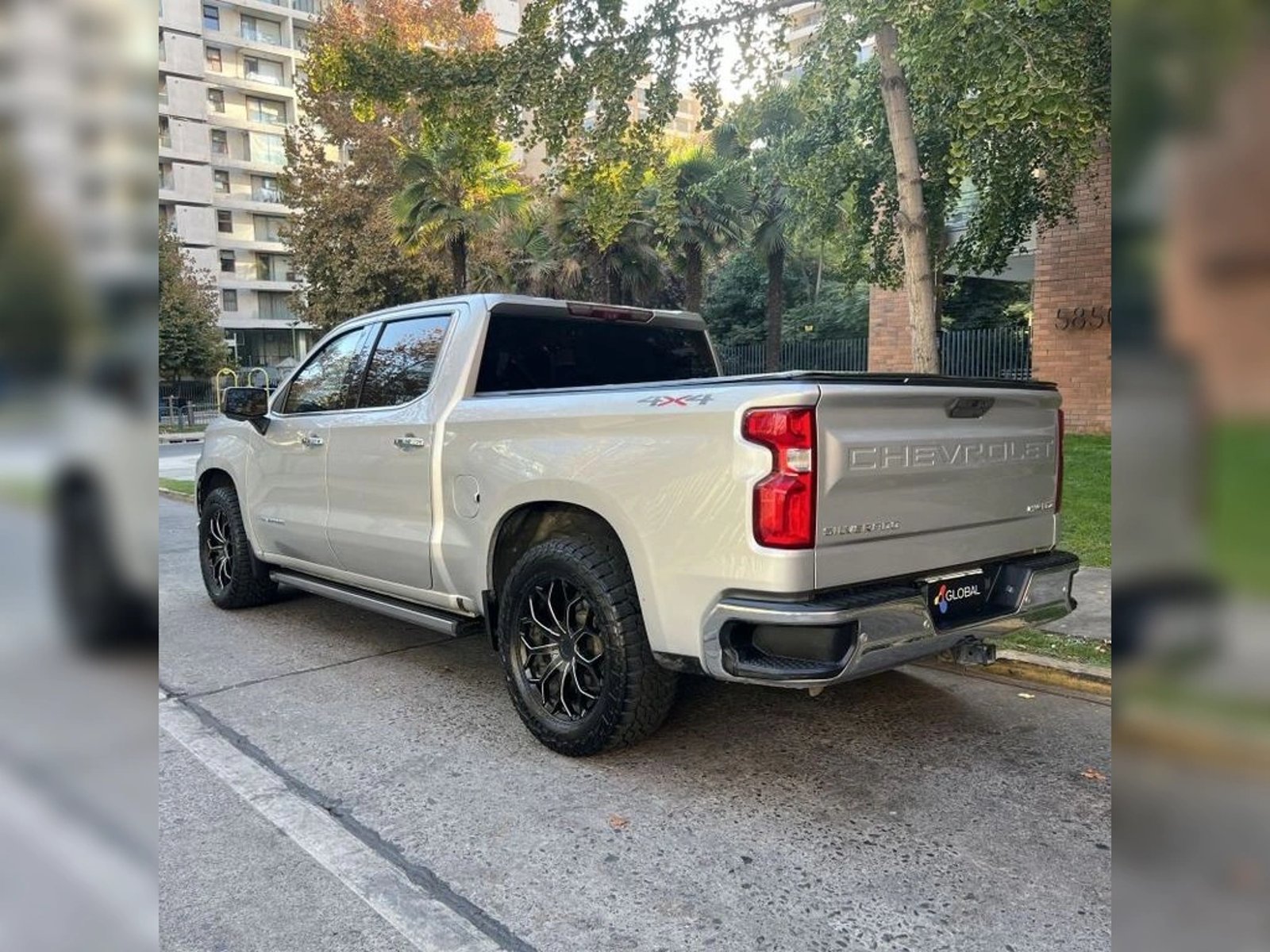 Chevrolet SILVERADO 2021 - Imagen 7 de 20