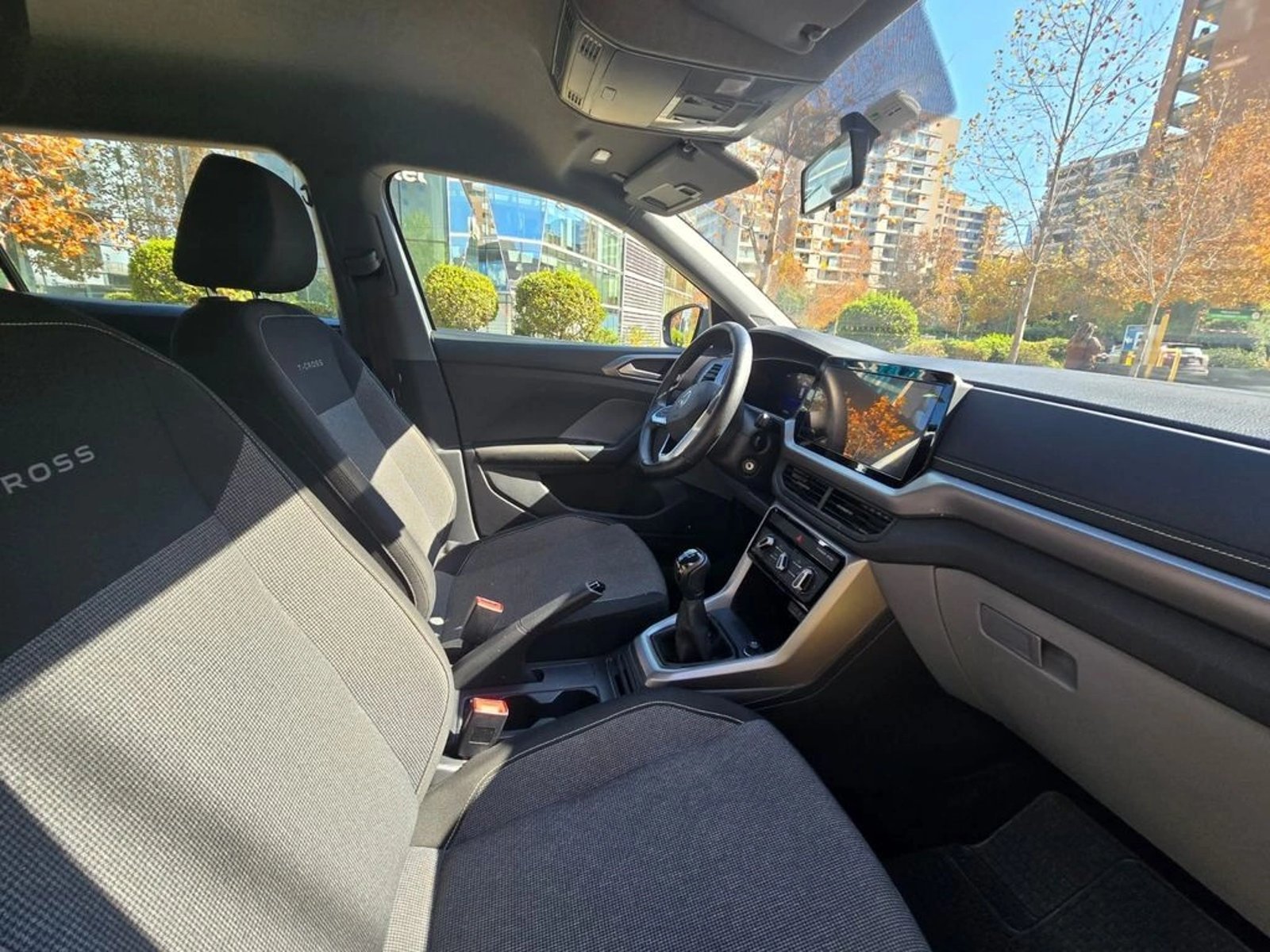 Volkswagen T-CROSS 2025 - Imagen 17 de 18