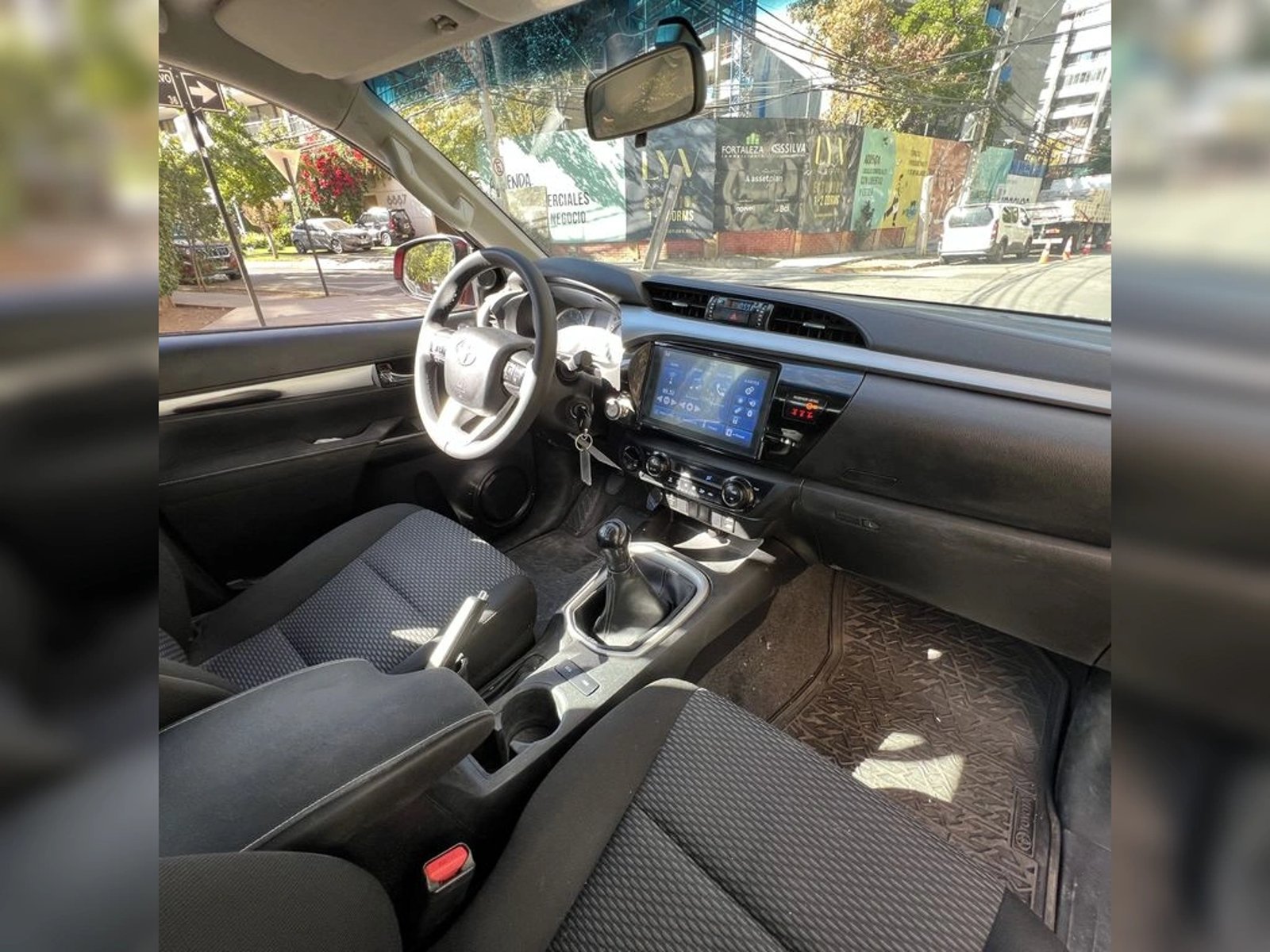 Toyota HILUX 2022 - Imagen 13 de 14