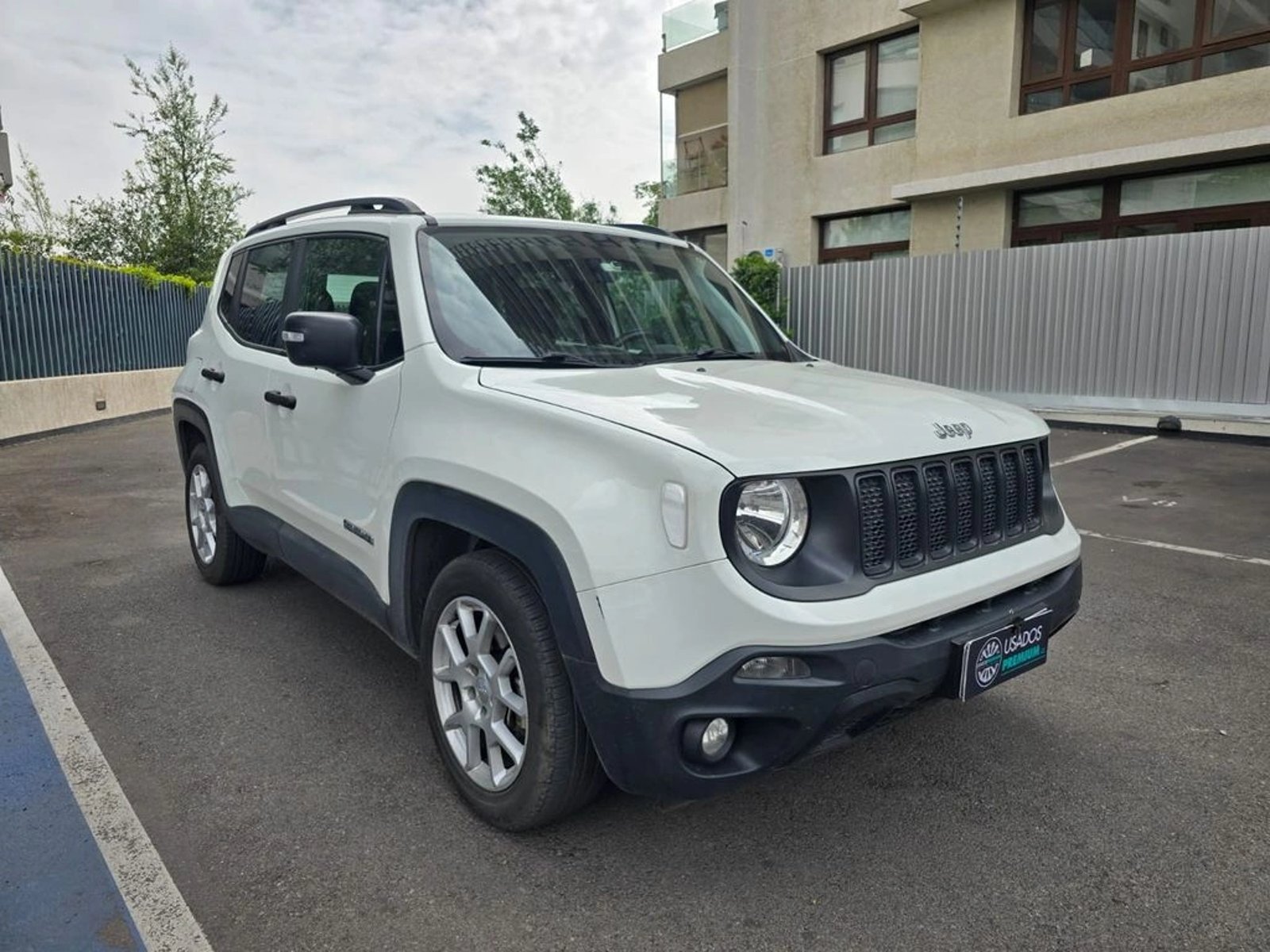 Jeep RENEGADE 2020 - Foto 3 de 16