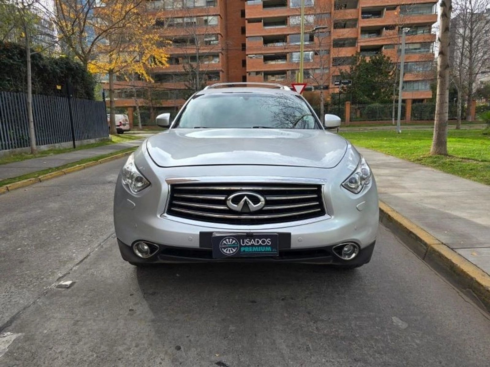 Infiniti FX37 2013 - Foto 2 de 20