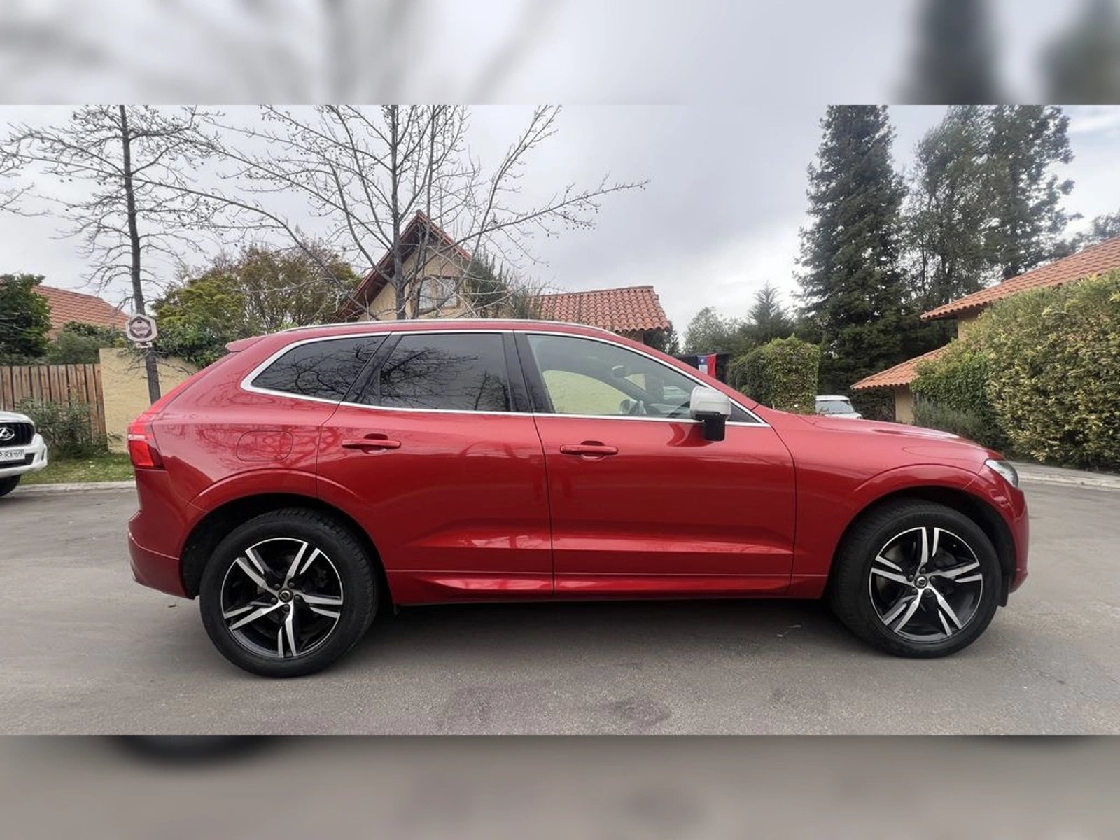 Volvo XC60 2019 - Imagen 4 de 17