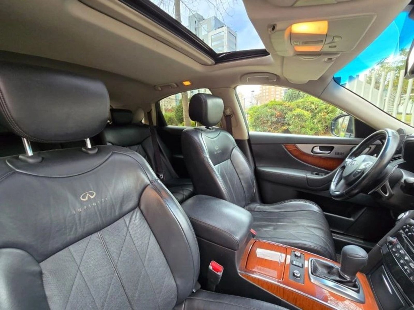 Infiniti FX37 2013 - Imagen 14 de 20