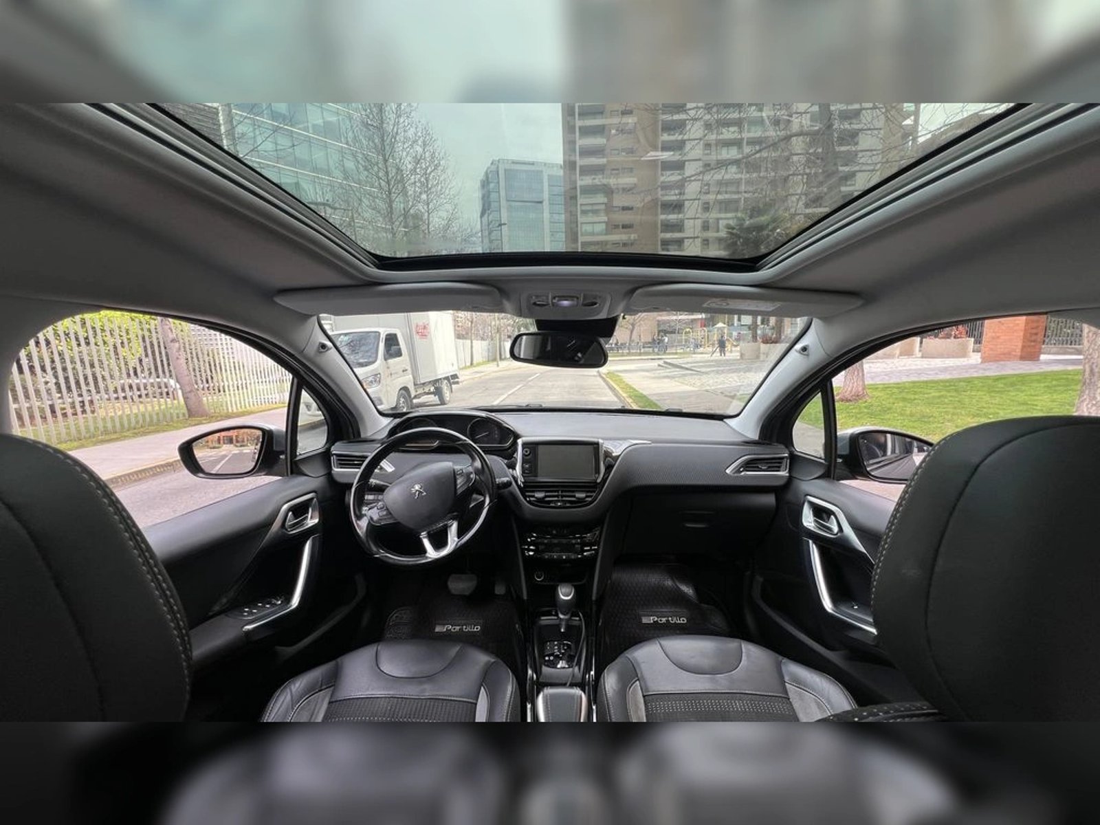 Peugeot 2008 2017 - Imagen 11 de 16