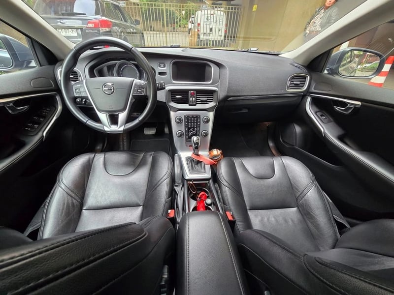 Volvo V40 2019 - Imagen 15 de 20