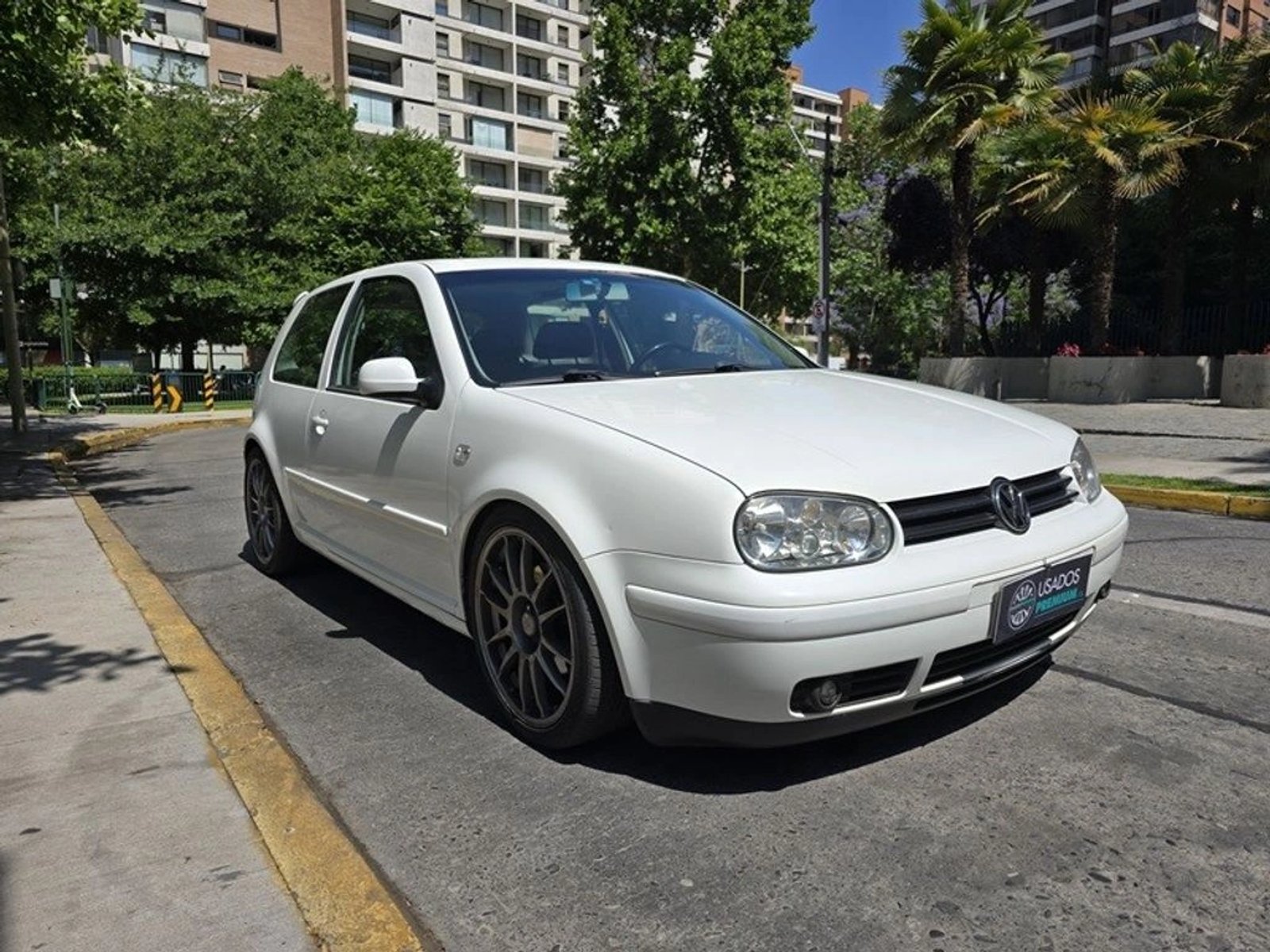 Volkswagen GOLF 2002 - Foto 3 de 20