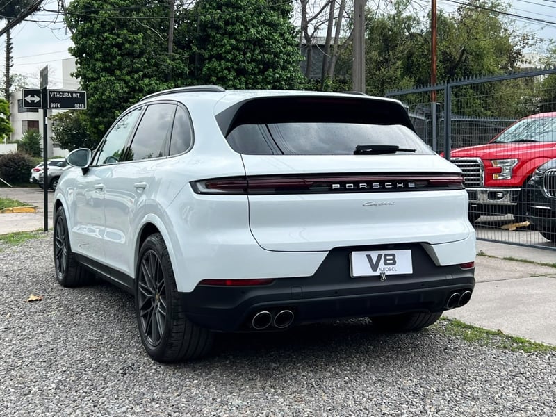 Porsche CAYENNE PLATINUM BLACK EDITION 2025 - Imagen 6 de 10