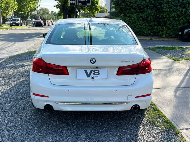BMW 530 HÍBRIDO 2018 - Imagen 5 de 10