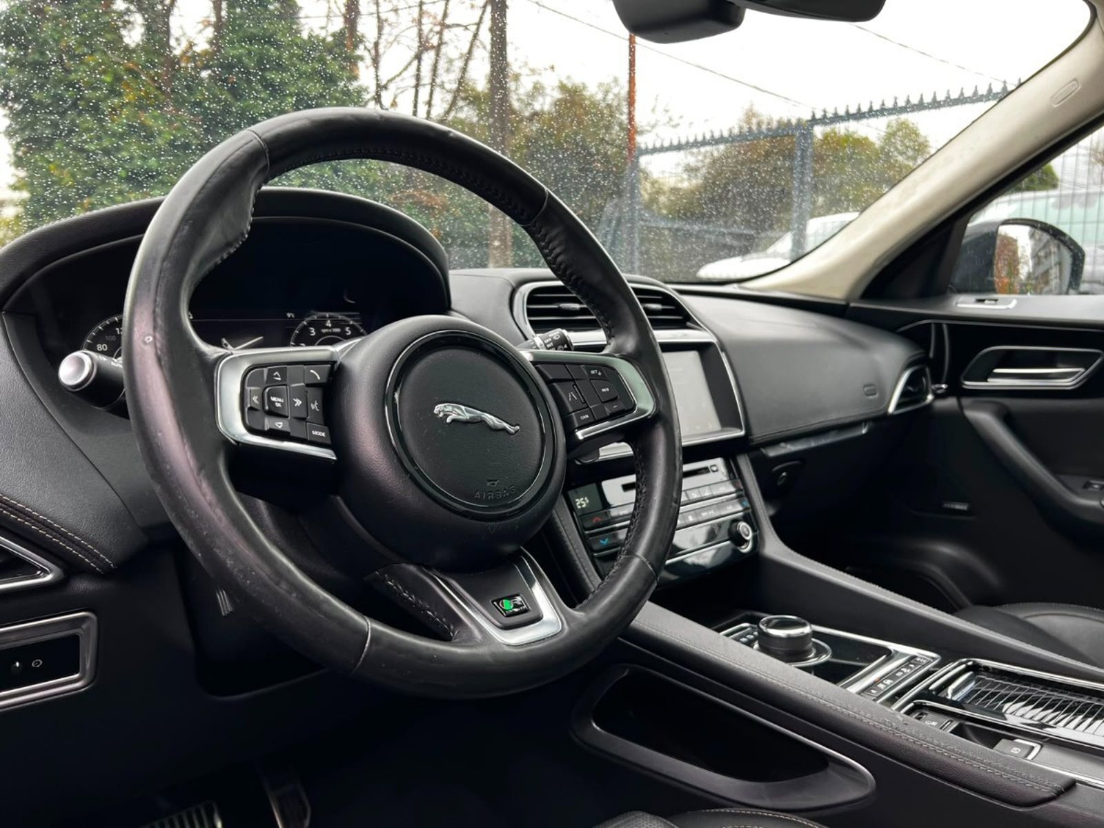 Jaguar F-PACE R SPORT 2.0 2019 - Imagen 10 de 10