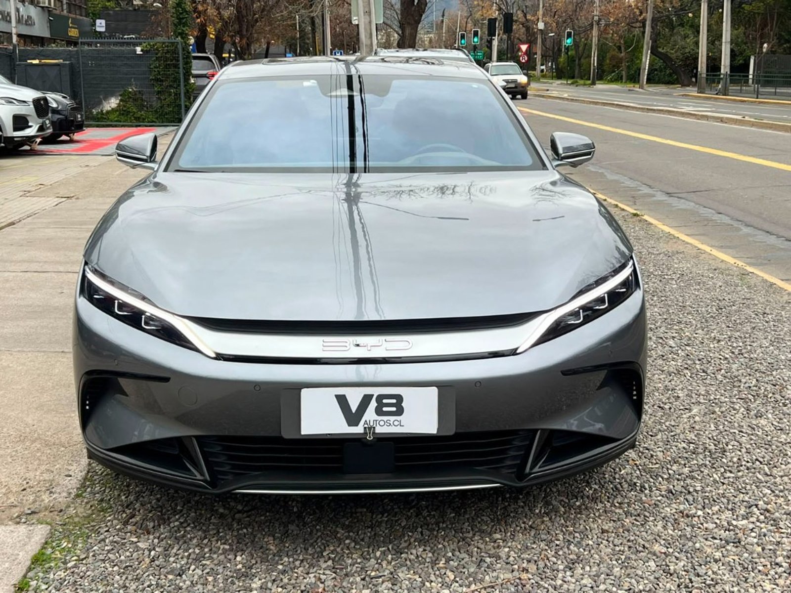 BYD HAN 3.9 S 2025 - Foto 2 de 10