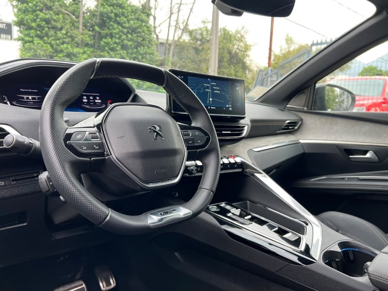 Peugeot 3008 GT BLACK PACK 1.5 HDI 2023 - Imagen 10 de 10