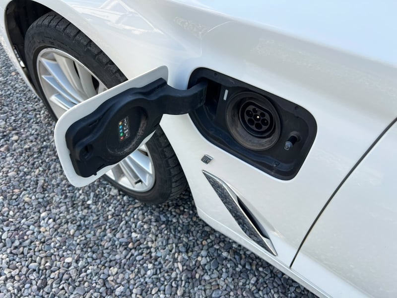 BMW 530 HÍBRIDO 2018 - Imagen 7 de 10