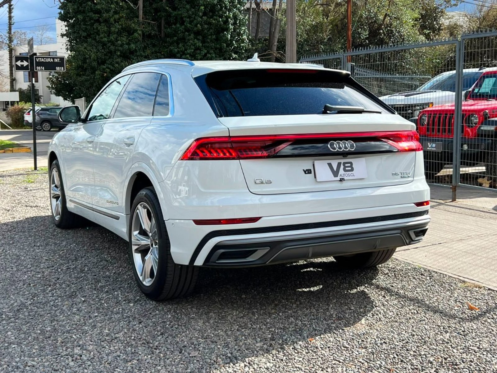 Audi Q8 55 TFSI S LINE QUATTRO 2021 - Foto 5 de 9