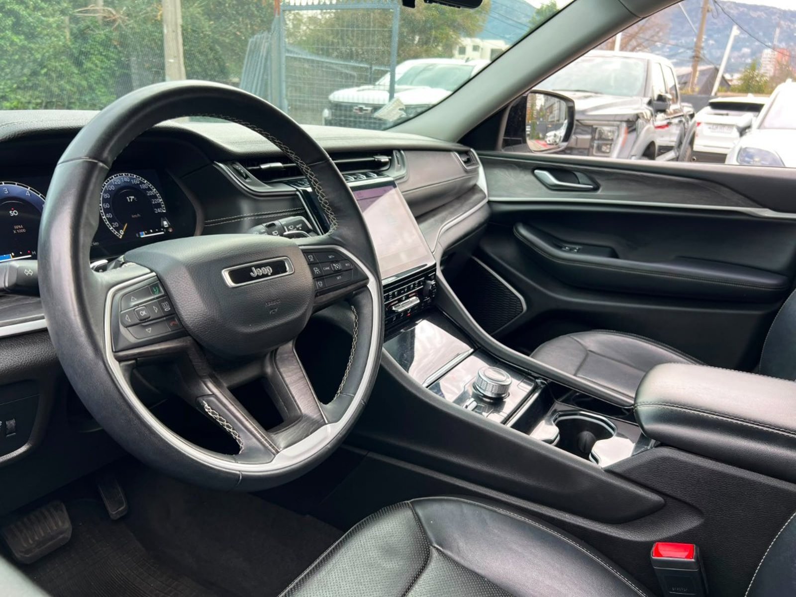 Jeep GRAND CHEROKEE LIMITED 3.6 2023 - Imagen 9 de 10