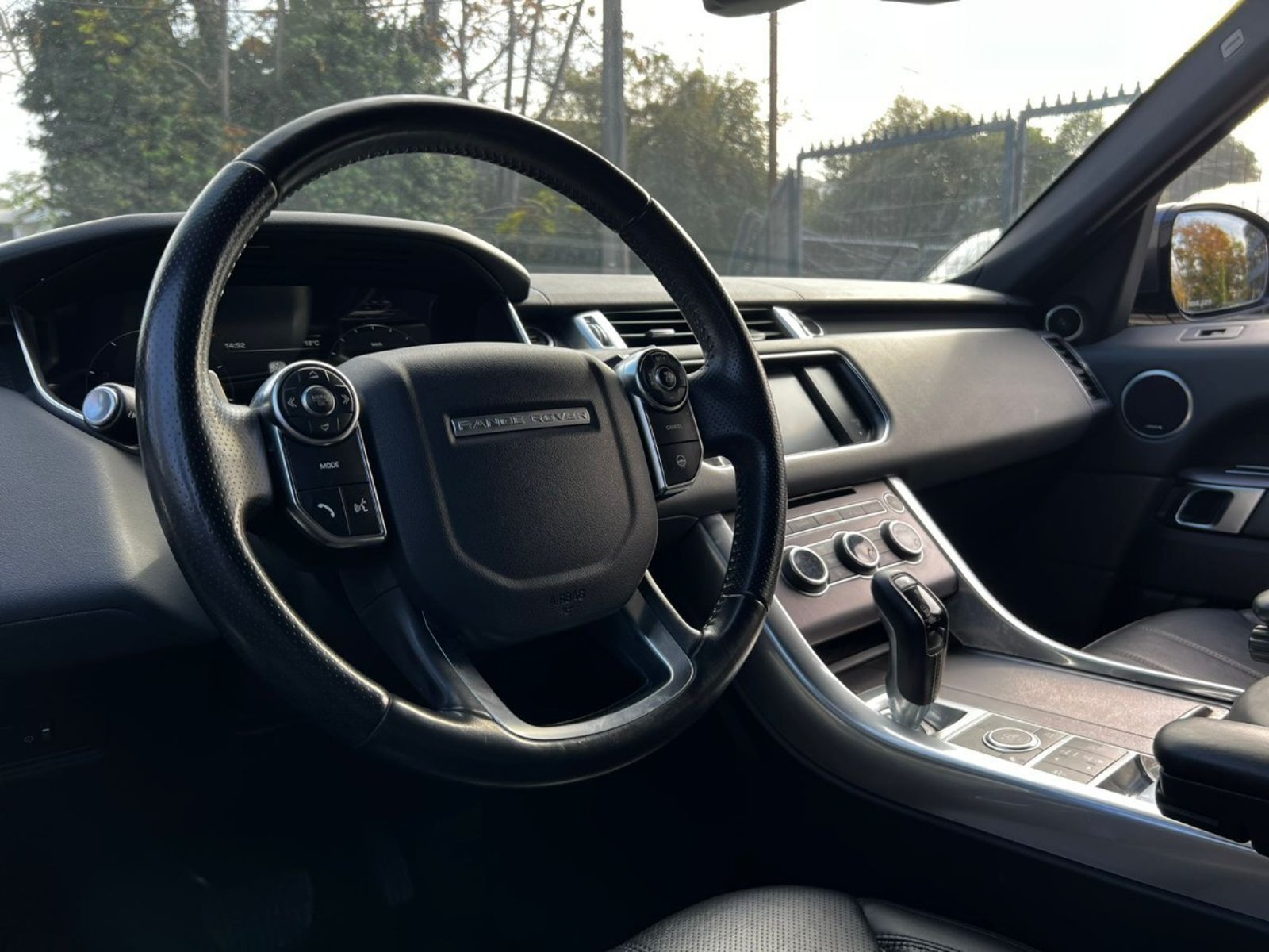 Land Rover RANGE ROVER SPORT SUPERCHARGED 5.0 2015 - Imagen 9 de 10