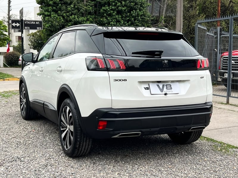 Peugeot 3008 GT BLACK PACK 1.5 HDI 2023 - Imagen 6 de 10