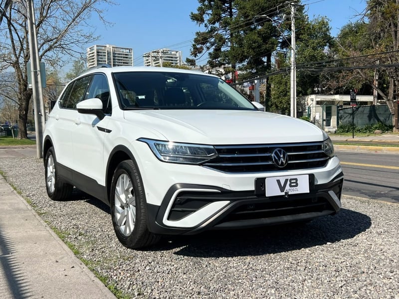 Volkswagen TIGUAN 250 TSI 2024 - Imagen 3 de 10