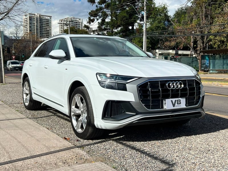 Audi Q8 55 TFSI S LINE QUATTRO 2021 - Imagen 3 de 10