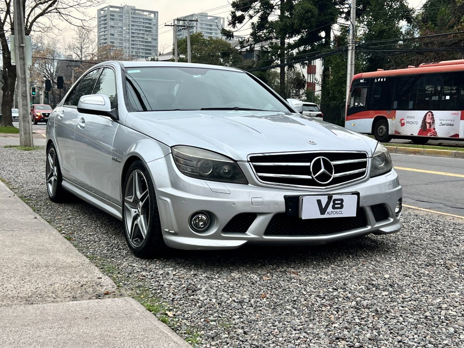 Mercedes-Benz C63 AMG 6.2 V8 W204 2008 - Foto 3 de 10