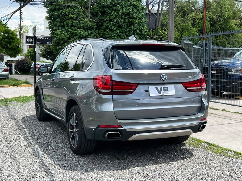 BMW X5 35i xDRIVE 2018 - Imagen 6 de 10
