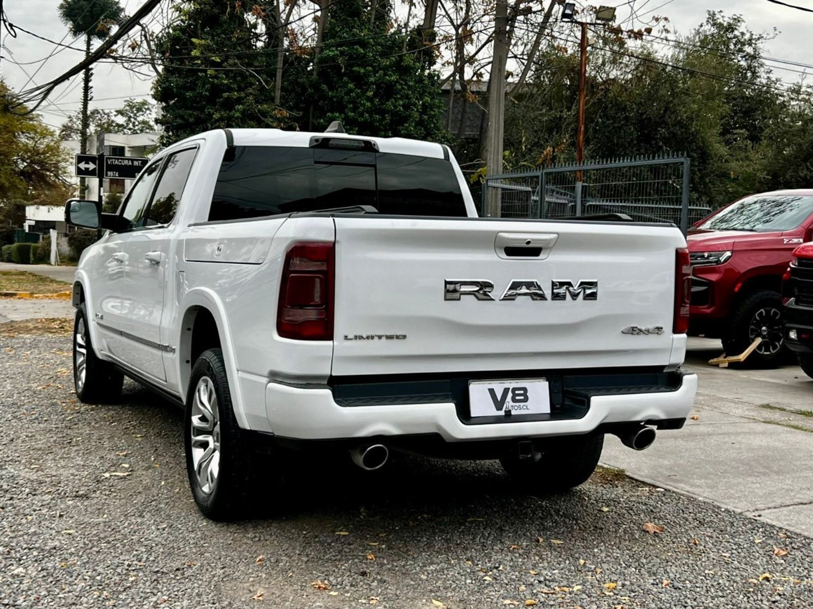 RAM 1500 LIMITED 5.7 2024 - Imagen 6 de 10