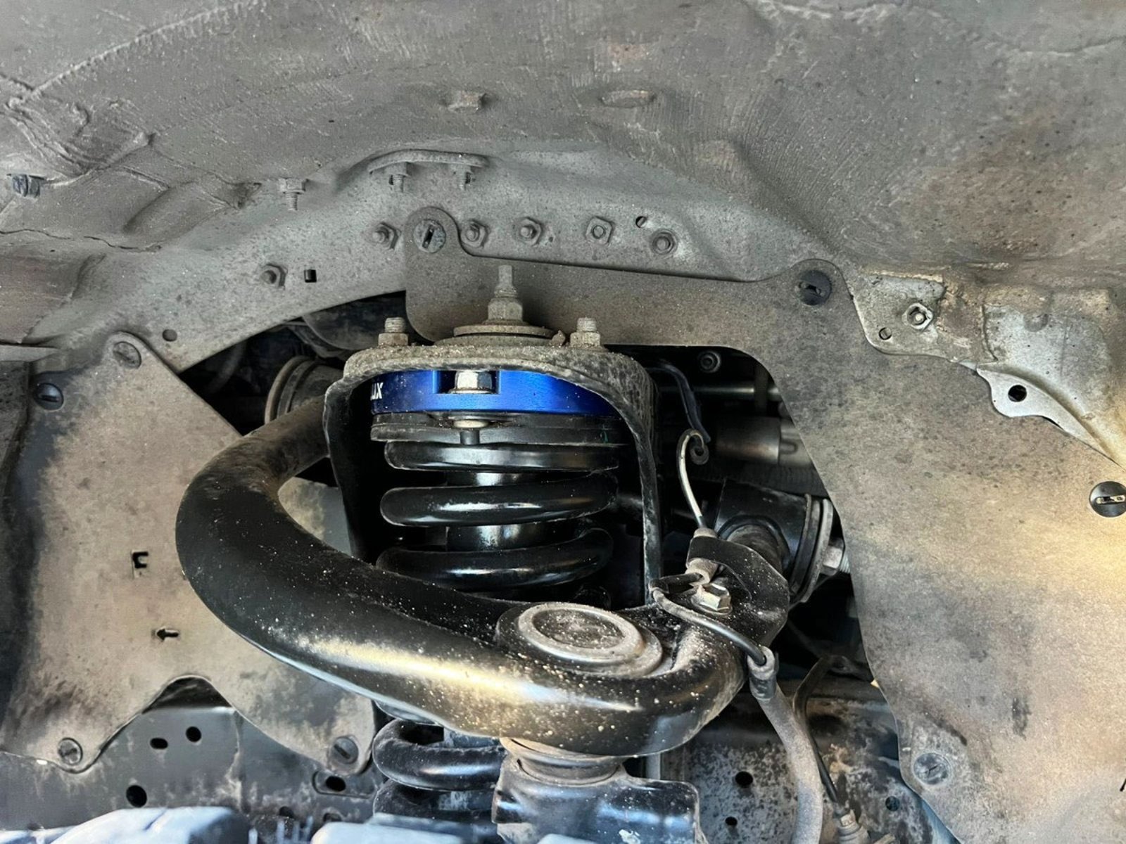 Toyota HILUX DX 2.4 MT 4x4 2023 - Imagen 9 de 10