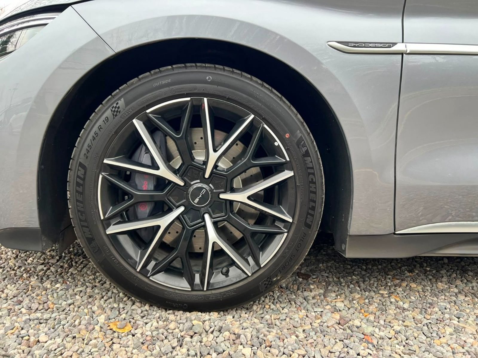 BYD HAN 3.9 S 2025 - Imagen 9 de 10