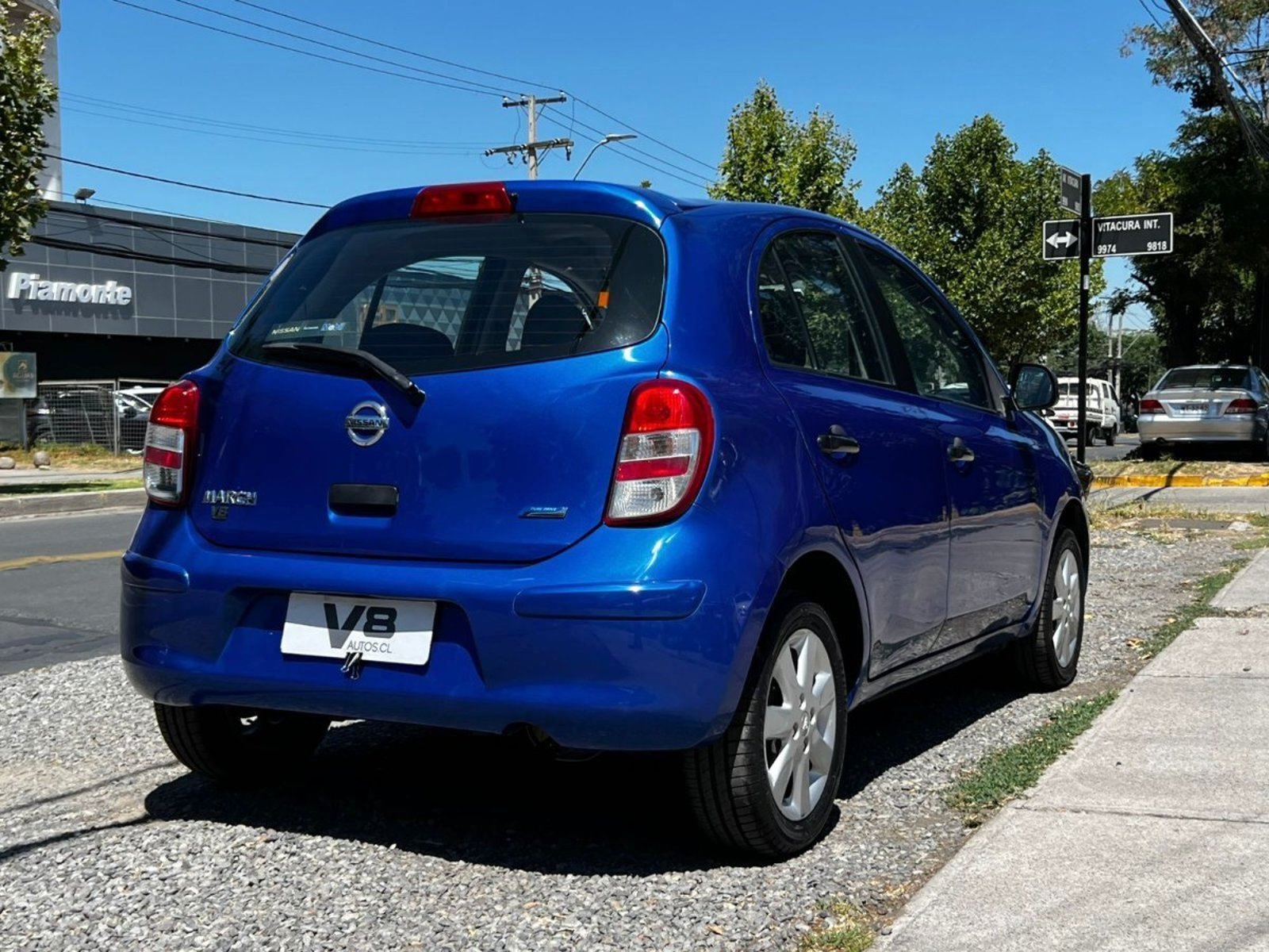 Nissan MARCH 1.6 AT 2012 - Imagen 6 de 10