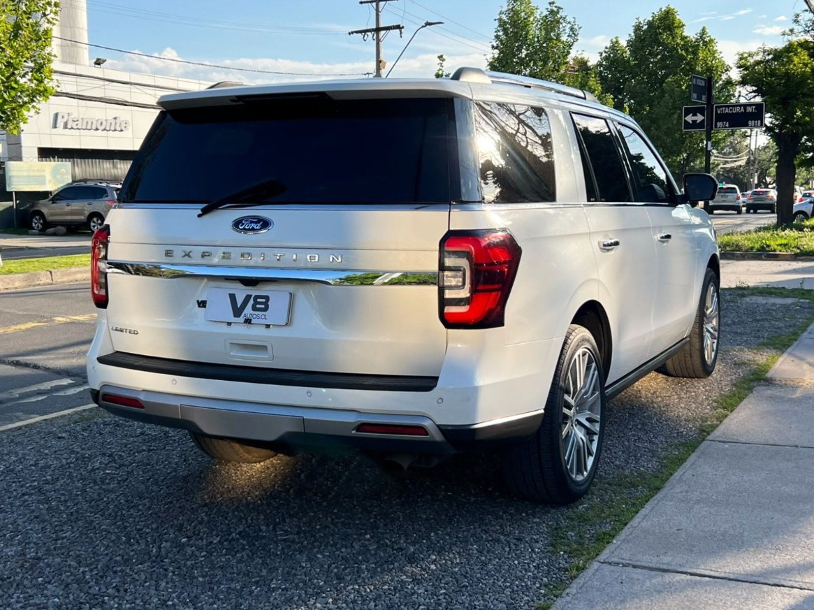 Ford EXPEDITION LIMITED 3.5 2022 - Foto 3 de 10