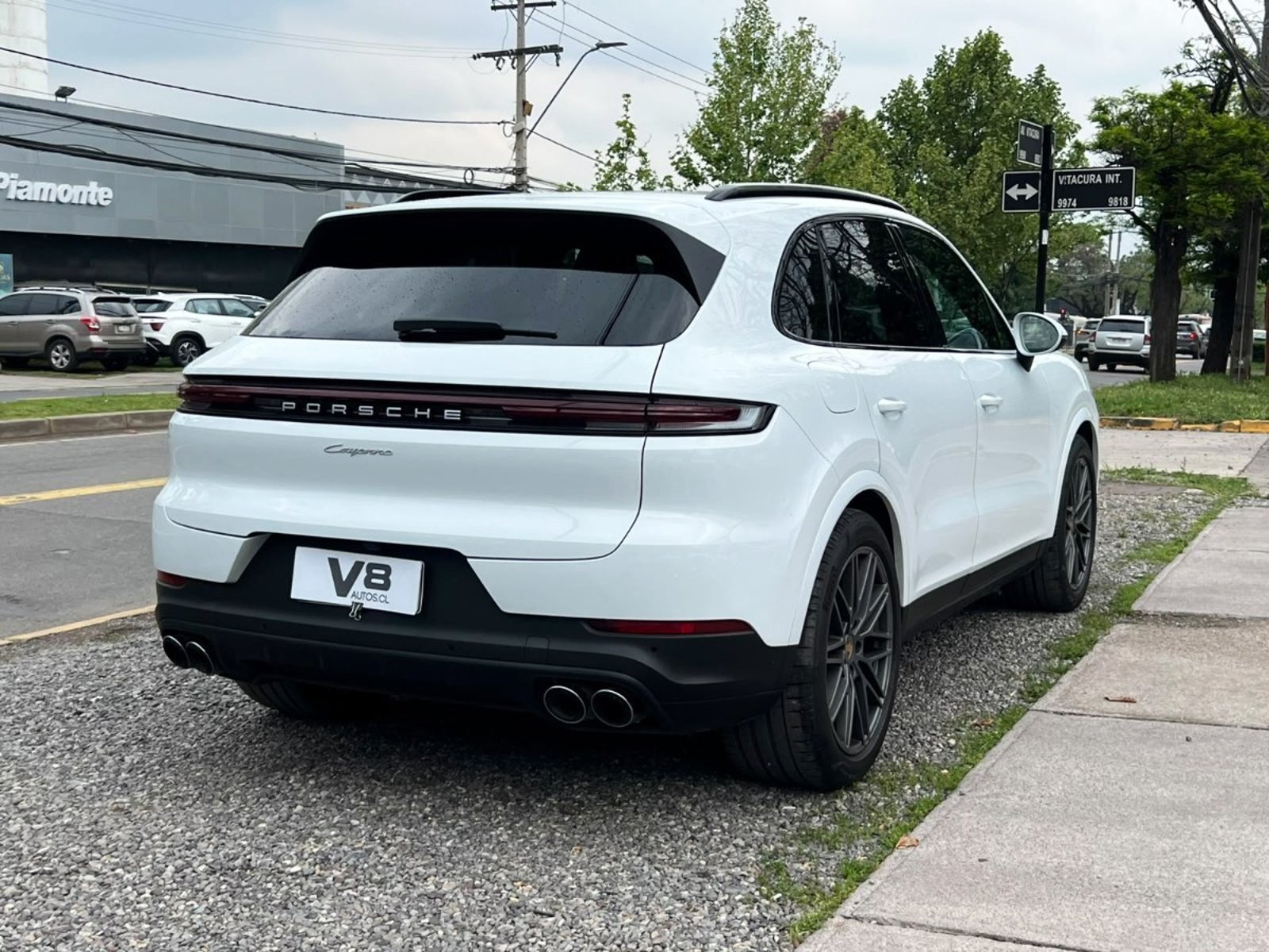Porsche CAYENNE PLATINUM BLACK EDITION 2025 - Foto 4 de 10