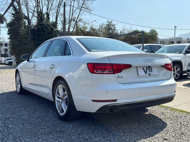 Audi A4 1.4 TURBO 2018 - Imagen 4 de 10