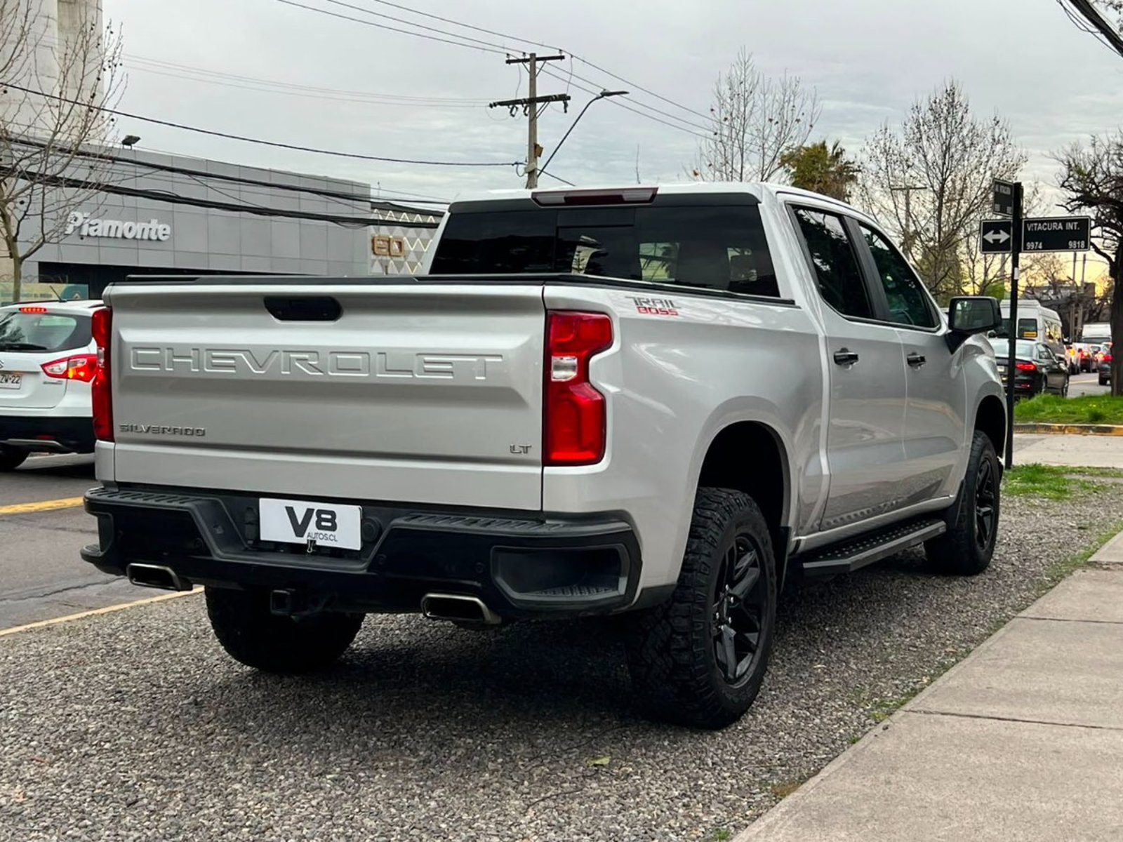 Chevrolet SILVERADO LT TRAIL BOSS 5.3 2021 - Imagen 4 de 10
